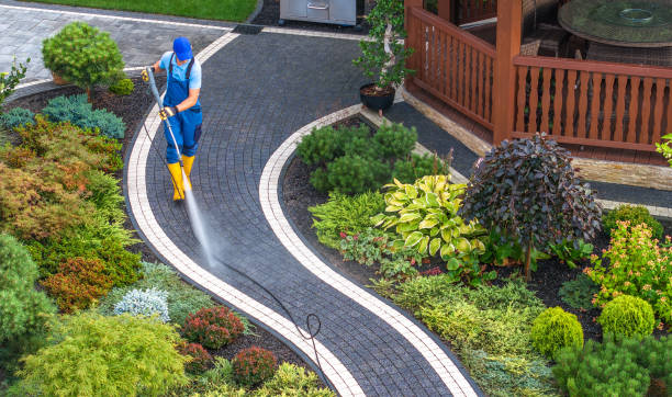 Best Commercial Pressure Washing  in Diamondhead, MS