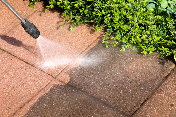 Best Commercial Building Pressure Washing  in Diamondhead, MS